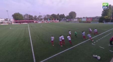 VV Hellevoetsluis JO15-1 - BVV Barendrecht JO15-2